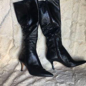 Corso Como ruched black leather boots. Size 8